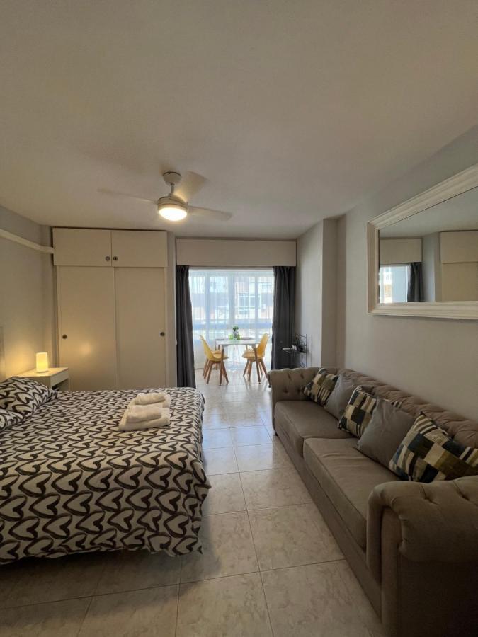 Encantador Estudio Con Piscina بينالماذينا المظهر الخارجي الصورة