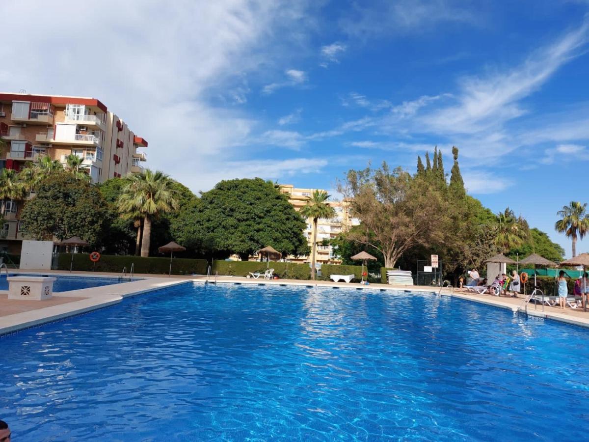Encantador Estudio Con Piscina بينالماذينا المظهر الخارجي الصورة